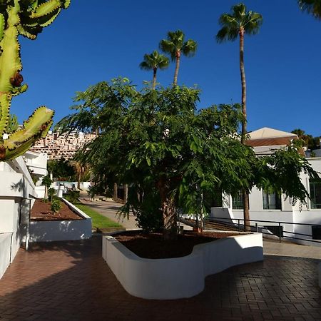 Luxury Apartment In Island Village Адехе Екстериор снимка