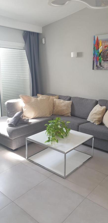 Luxury Apartment In Island Village Адехе Екстериор снимка