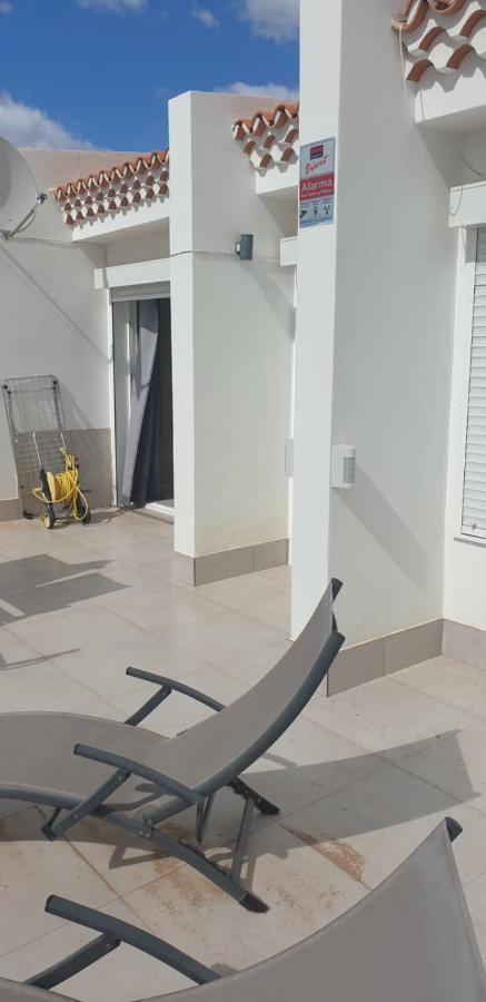Luxury Apartment In Island Village Адехе Екстериор снимка