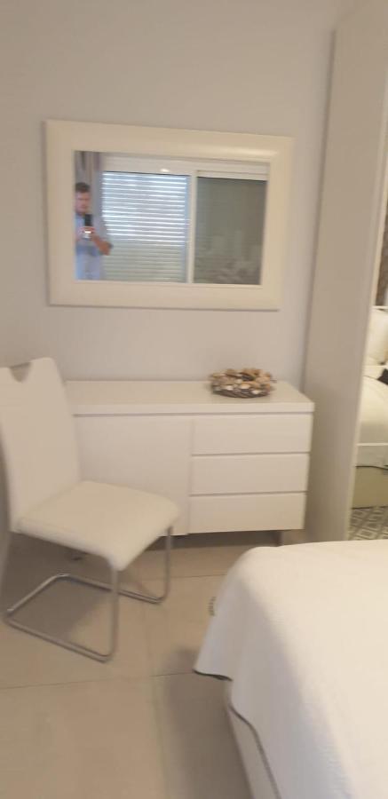 Luxury Apartment In Island Village Адехе Екстериор снимка