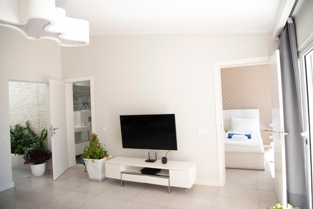 Luxury Apartment In Island Village Адехе Екстериор снимка