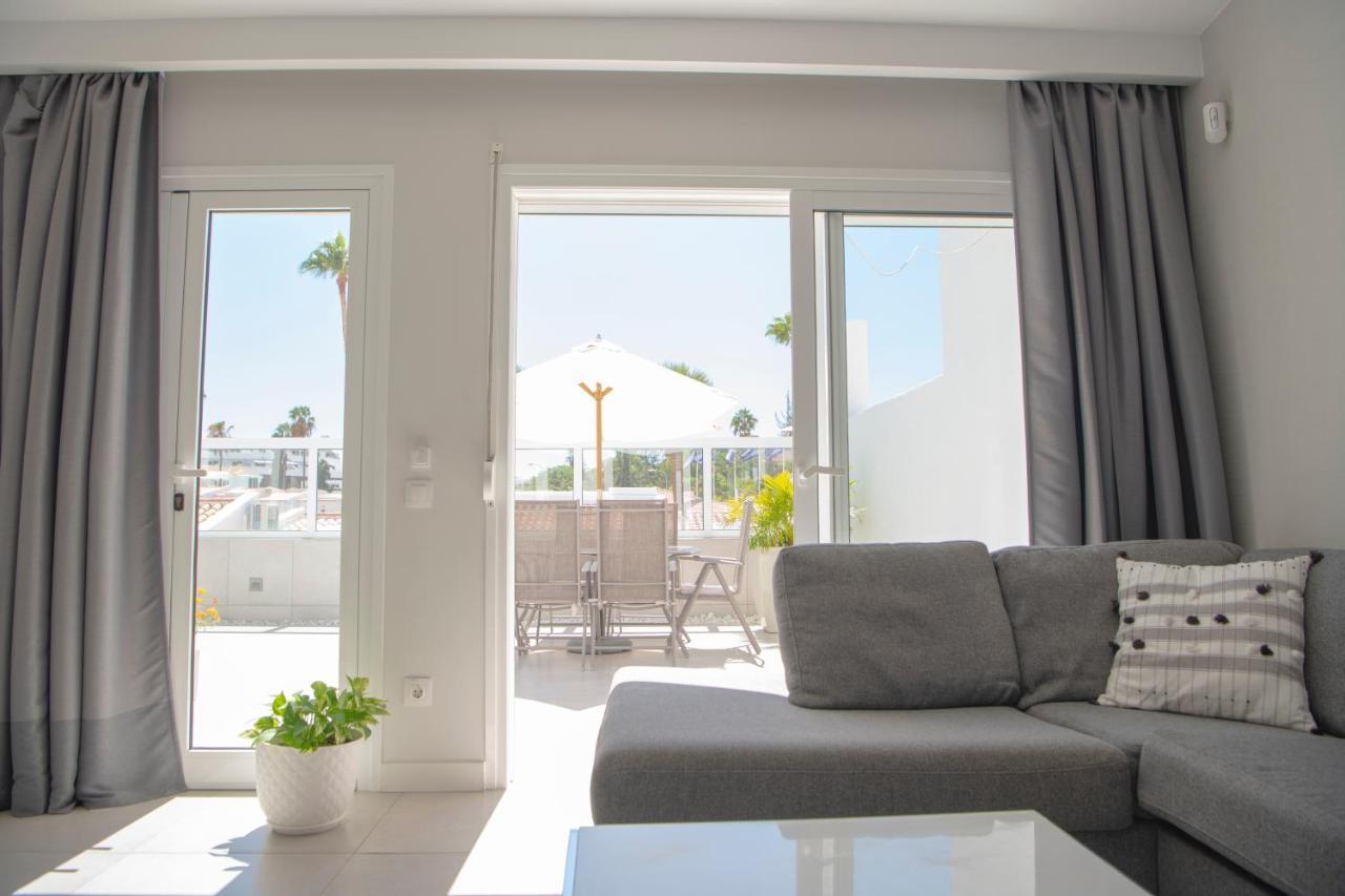 Luxury Apartment In Island Village Адехе Екстериор снимка