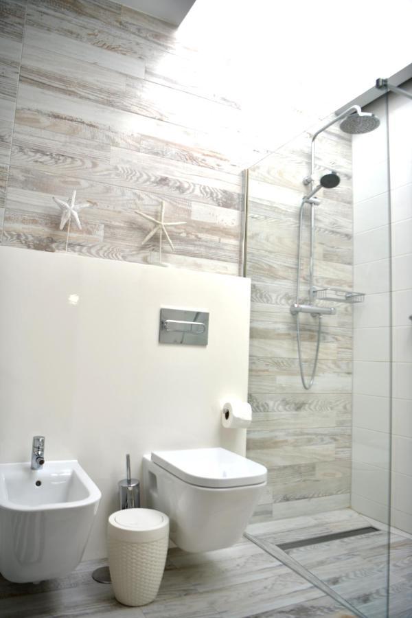Luxury Apartment In Island Village Адехе Екстериор снимка